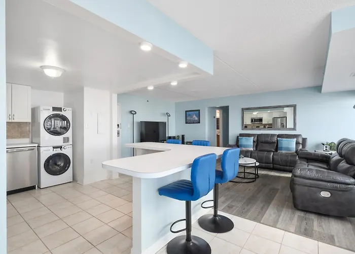 2br Capri Oceanfront Condo, Indoor Pool, Massage Chair, Brand New Bathrooms 2025, Unbeatable Views! * Ocean City