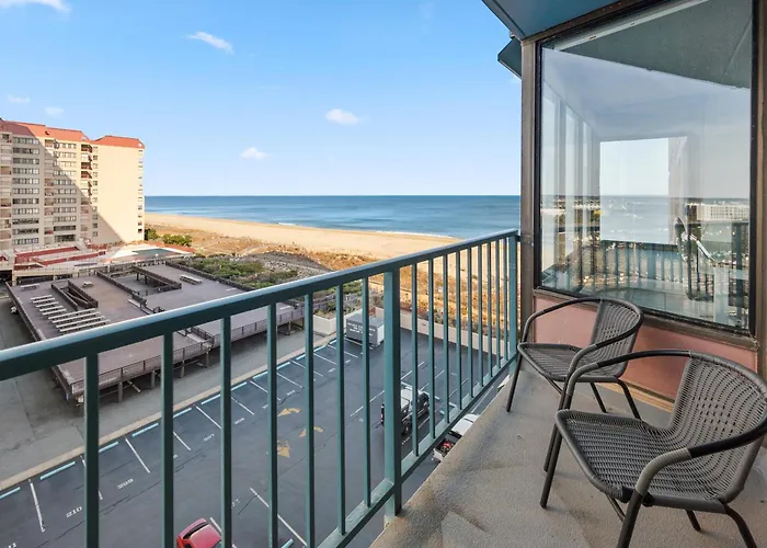2br Capri Oceanfront Condo, Indoor Pool, Massage Chair, Brand New Bathrooms 2025, Unbeatable Views! Apartment Ocean City
