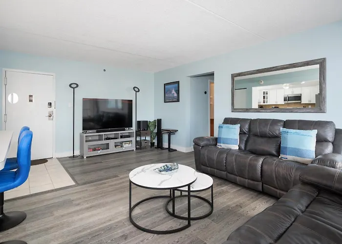 2br Capri Oceanfront Condo, Indoor Pool, Massage Chair, Brand New Bathrooms 2025, Unbeatable Views! Apartment *