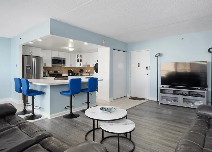 2br Capri Oceanfront Condo, Indoor Pool, Massage Chair, Brand New Bathrooms 2025, Unbeatable Views! Ocean City