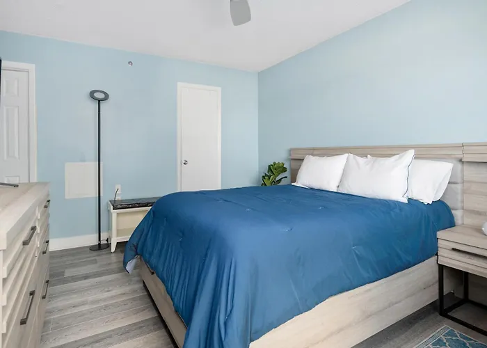 2br Capri Oceanfront Condo, Indoor Pool, Massage Chair, Brand New Bathrooms 2025, Unbeatable Views! * Ocean City