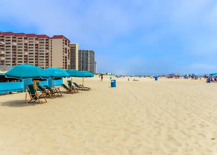 2br Capri Oceanfront Condo, Indoor Pool, Massage Chair, Brand New Bathrooms 2025, Unbeatable Views! Apartment